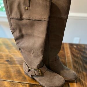 Ruff Hewn Boot Size 6.5 NWOT brown